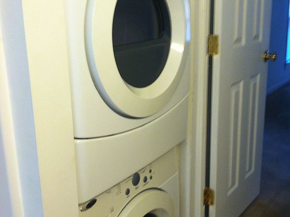 5th image of 3304 Marne Ave