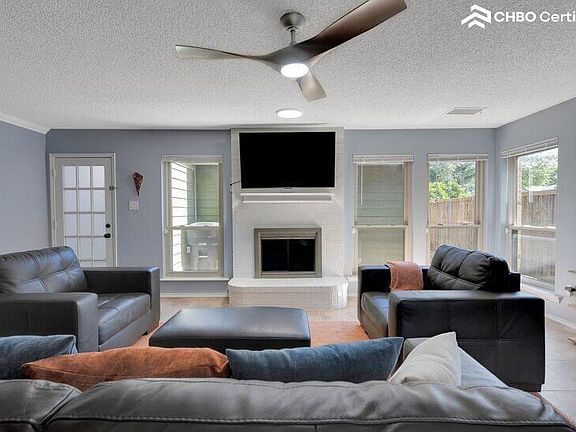 2nd image of 1402 Palmnold Cir W