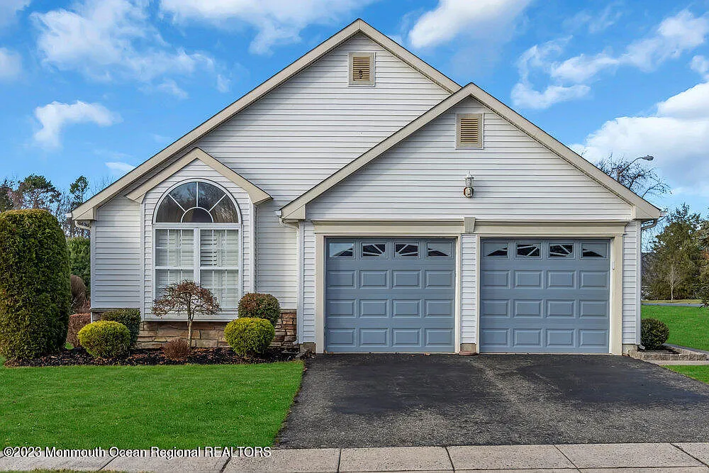 2938 Rock Hill Lane photo 1