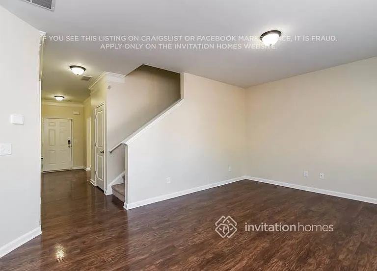 3467 Rosebud Park Dr — Photo 5