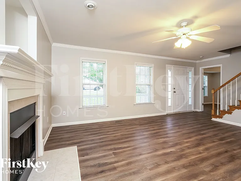 4141 Meredith Woods Ln — Photo 5