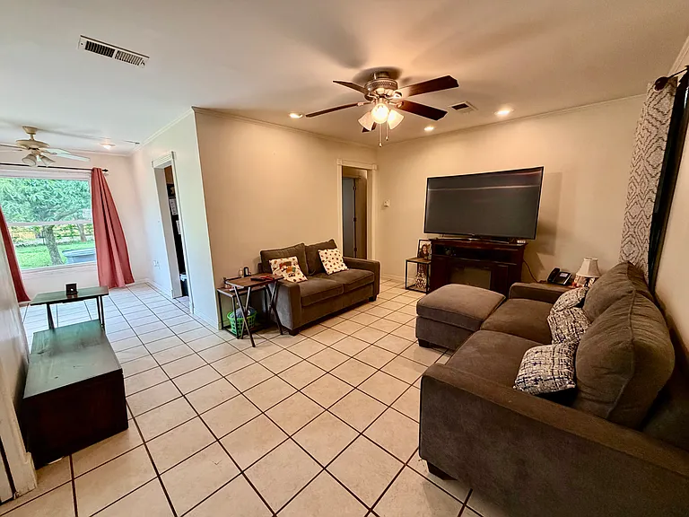 10640 Aledo Dr — Photo 9