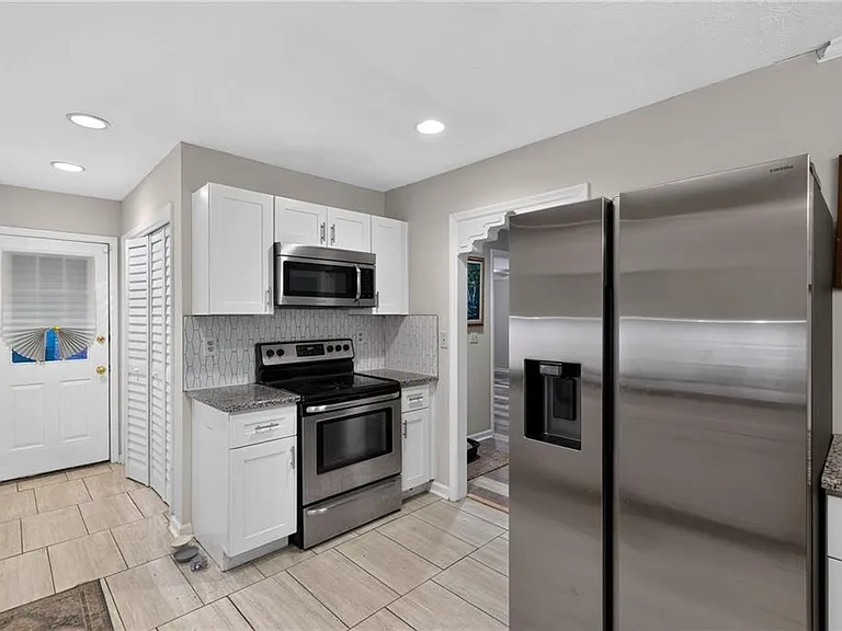 4053 Cooper Ridge Ct SE — Photo 5