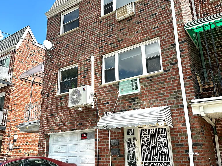 32-23 47th St #3 — Photo 1