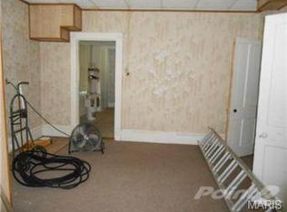 501 Virginia St, Louisiana, MO 63353
