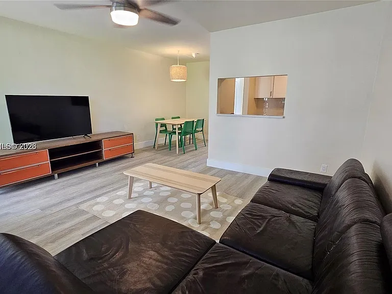 2918 Funston St #34B — Photo 2