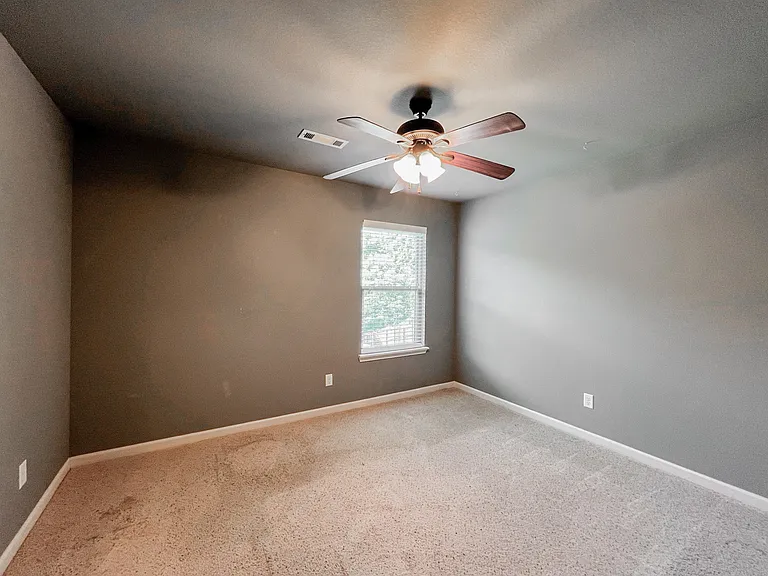 74 Earnhardt Cir — Photo 13