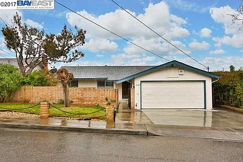 2027 Nina Ct Photo 1