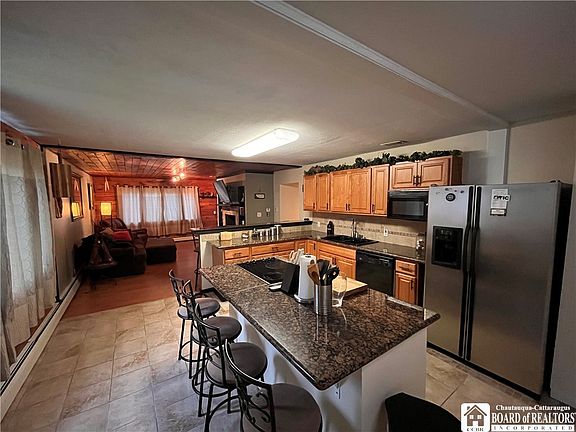 5th image of 6673 Webber Rd