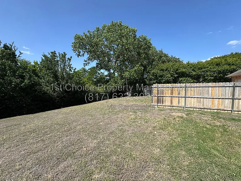 6376 Newport Ct — Photo 51