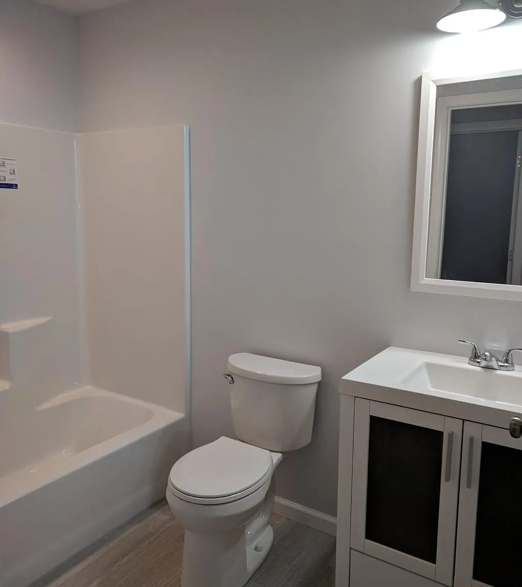 3031 Logan Ln — Photo 2