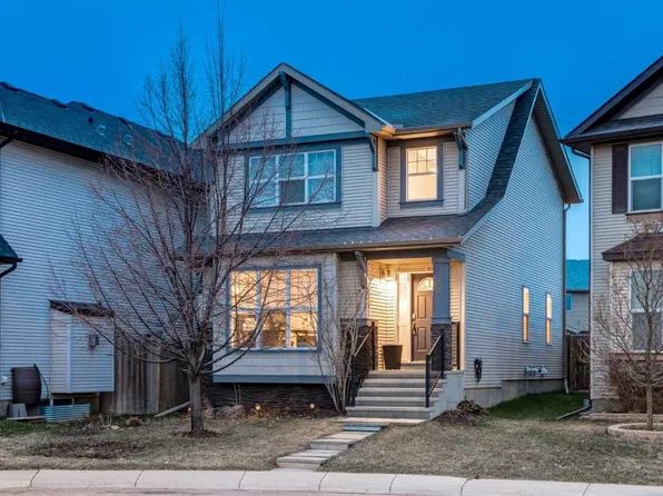 436 Cranberry Cir SE, Calgary, AB T3M 0L8
