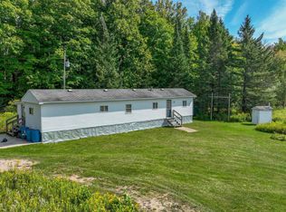 4889 E Maple Ridge 37th Rd, Rapid River, MI 49880