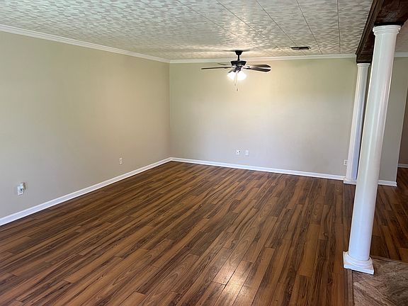 4th image of 114 Barracuda St