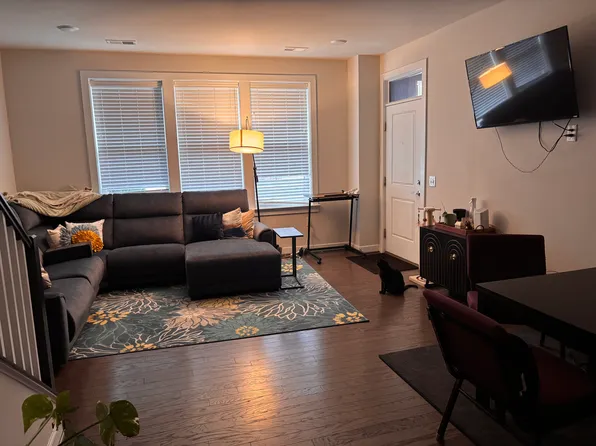 13402 Arrowbrook Centre Dr, Herndon, VA 20171