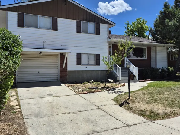 1318 Virginia St, Rock Springs, WY 82901