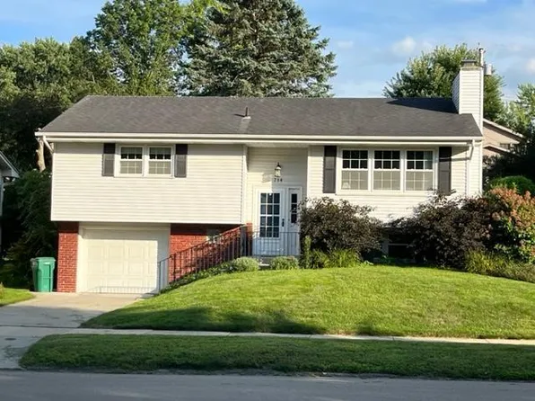 714 Zumbro Dr NW, Rochester, MN 55901