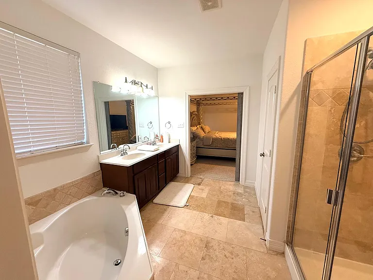 9839 Planters Row Dr — Photo 17