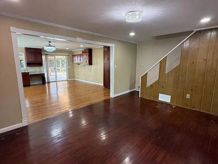 816 Crothers Ln — Photo 12