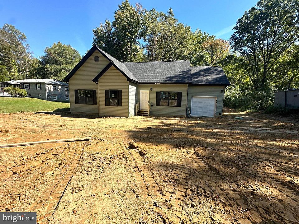 1st image of 4 Travers Rd