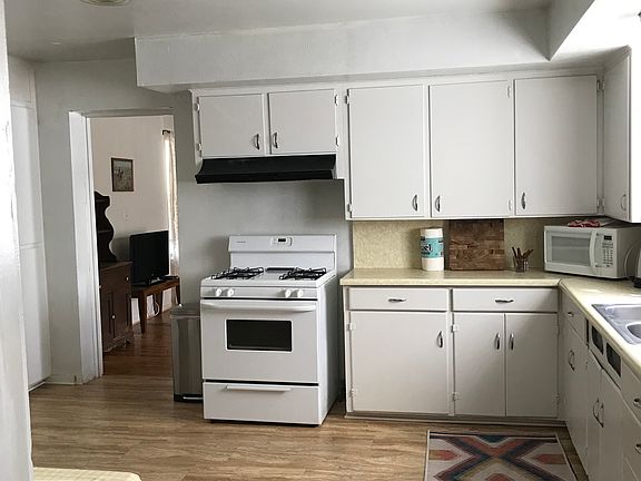 Extra large country kitchen