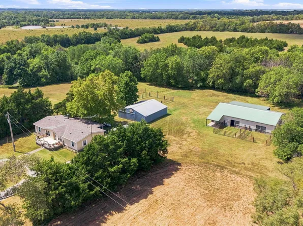 16139 SW Cherokee Rd, Douglass, KS 67039