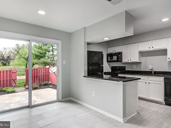 5th image of 4004 Forestdale Ave
