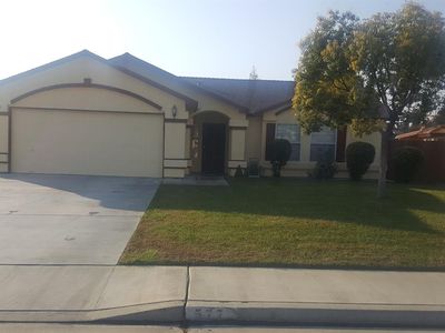577 Burgundy St, Kerman, CA, 93630