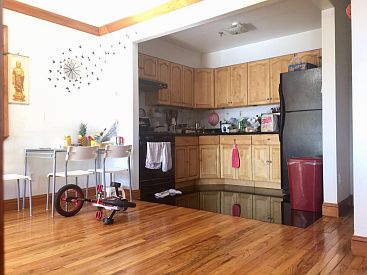 1st image of 11130 37th Ave APT 4