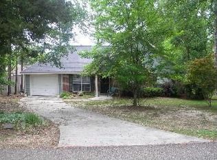 4 Delaware Ave, Sumrall, MS 39482