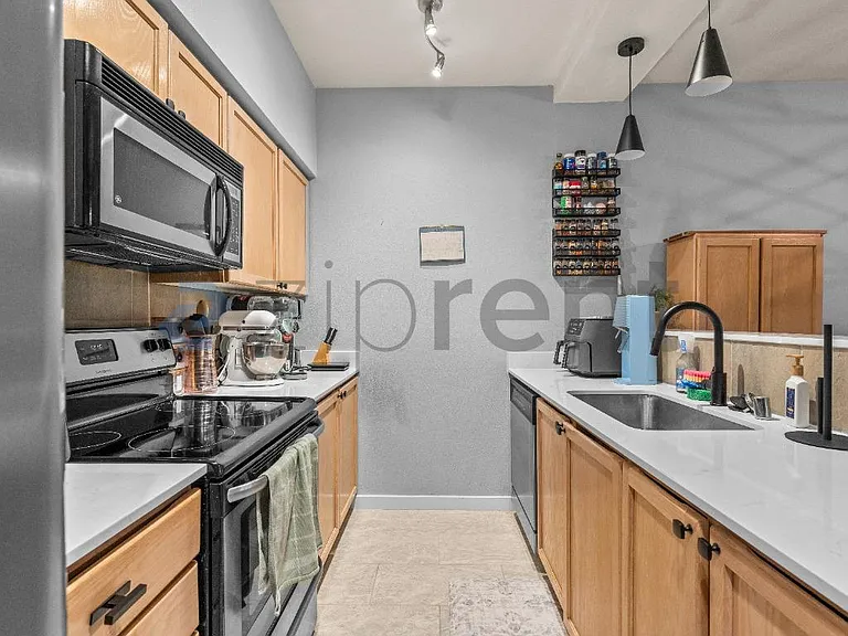 18930 Bothell Everett Hwy #E201 — Photo 8