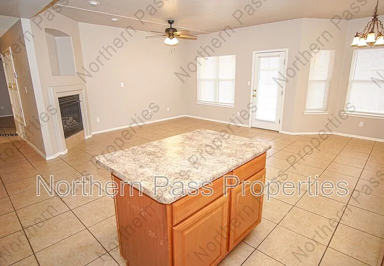 10790 Adin St — Photo 12