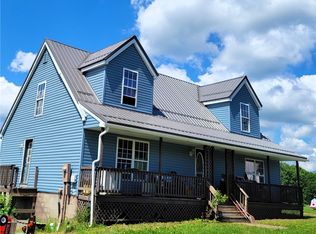 122 Trails End Ln, Franklin, PA 16323