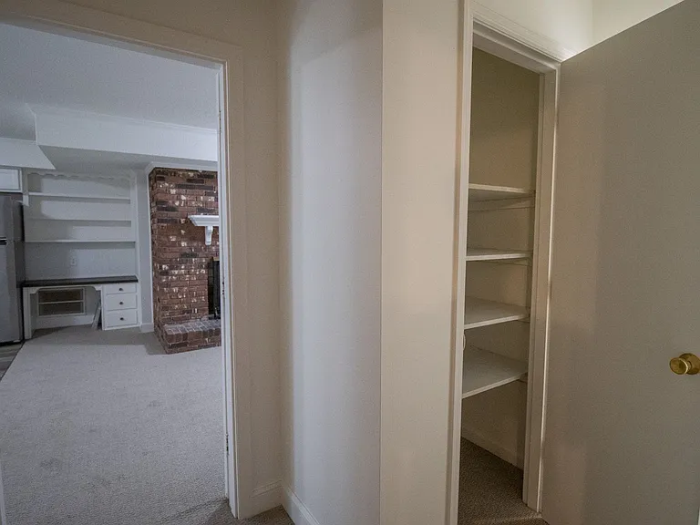 1110 Slann Dr — Photo 36