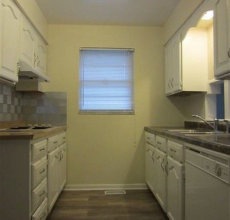 4th image of 6641 E Hampton Dr