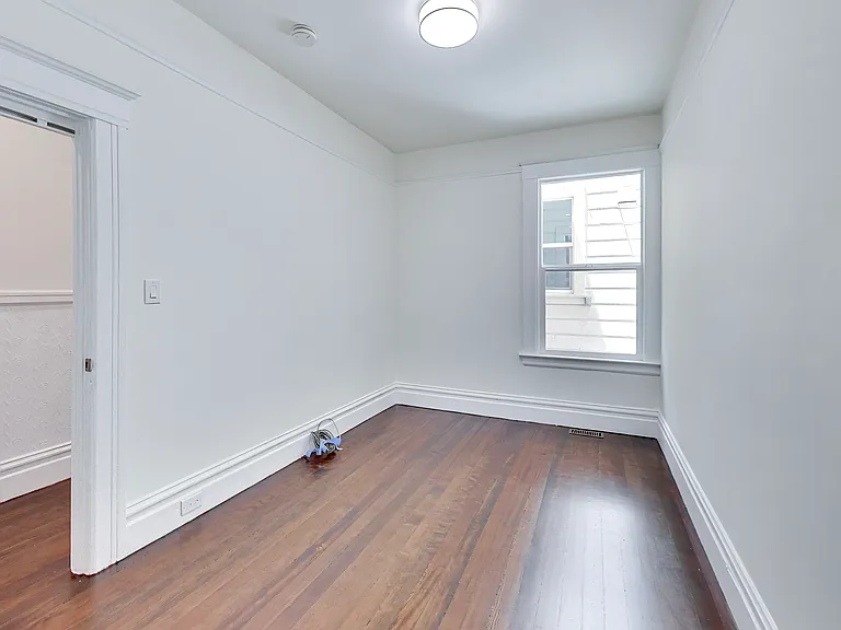 554A Natoma St #A — Photo 17