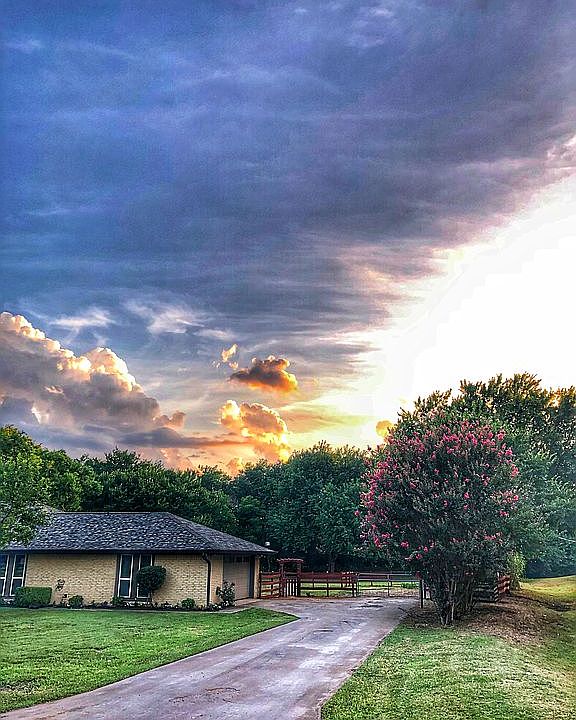 1st image of 3503 Woodcreek Cir