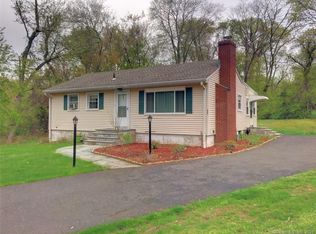 320 Barberry Rd, Southport, CT 06890