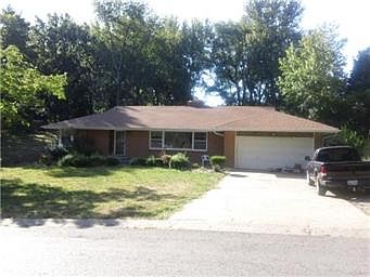 2nd image of 207 NW 43rd St