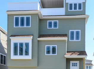 27 Fort Ave, Ortley Beach, NJ 08751