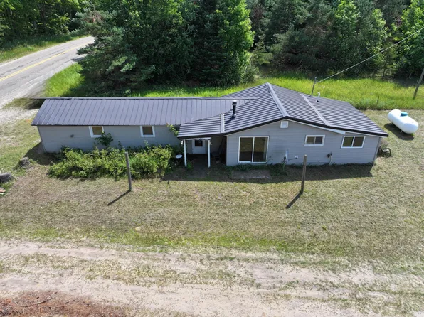 3527 Sturgeon Valley Rd E, Vanderbilt, MI 49795