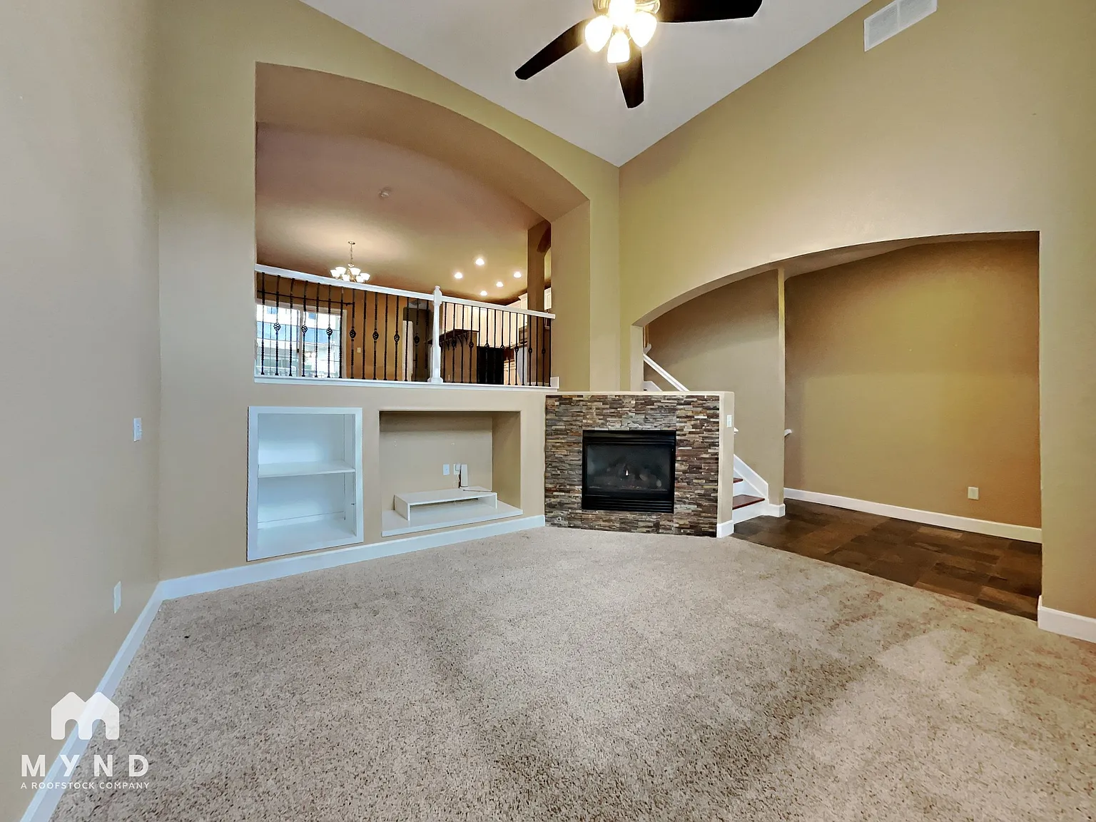 3 bed, 3.5 bath, 2268 sqft, $3,255 — Photo 4