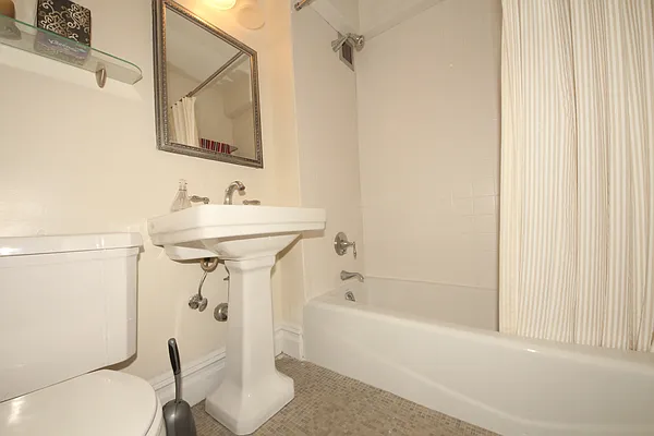 Rented by Bien Realty Ltd | media 6