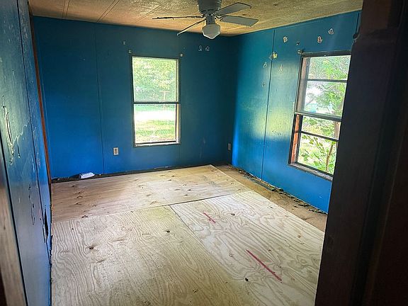 5th image of 300 W Central Ave