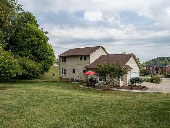 5th image of 2109 Keeland Ln