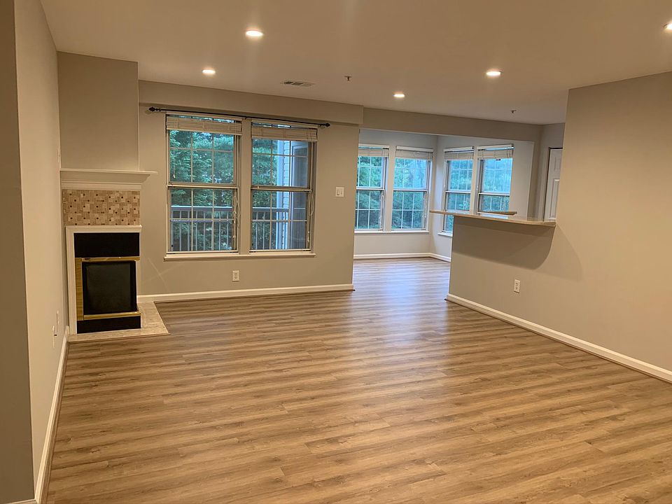 1st image of 7520 Snowpea Ct Unit G
