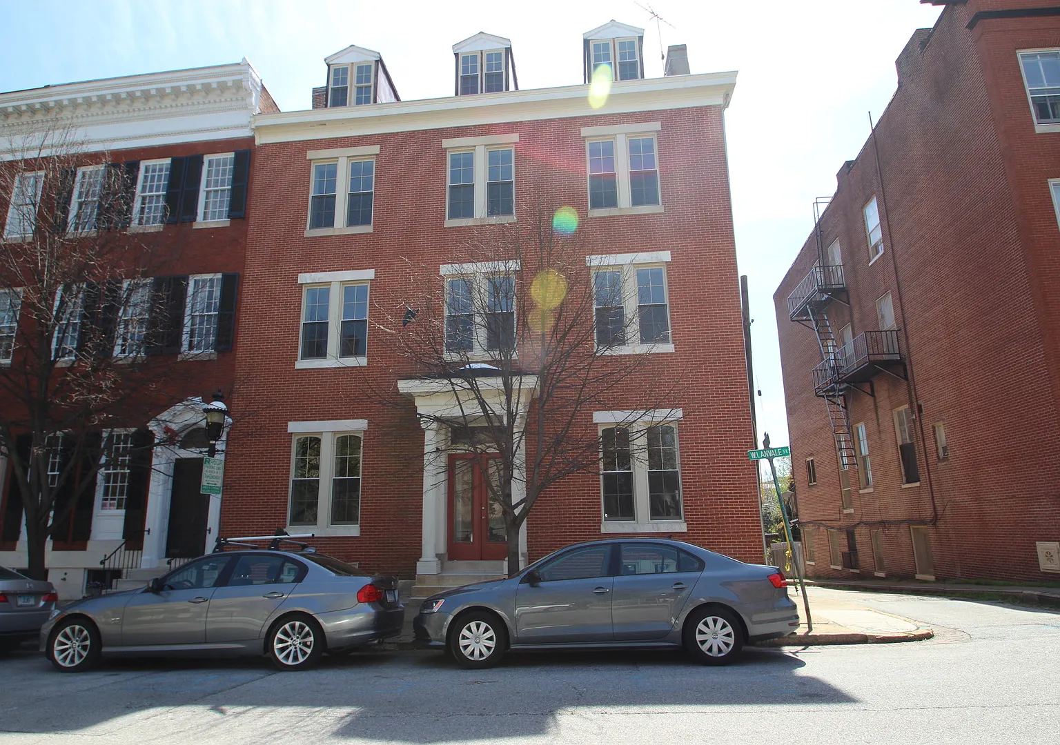 211 W Lanvale St — Photo 2