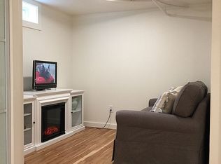 210 S State St APT 4, Lake Oswego, OR 97034