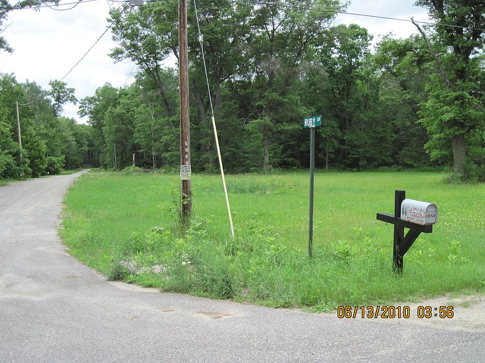 Ruby Lane, a Private Road