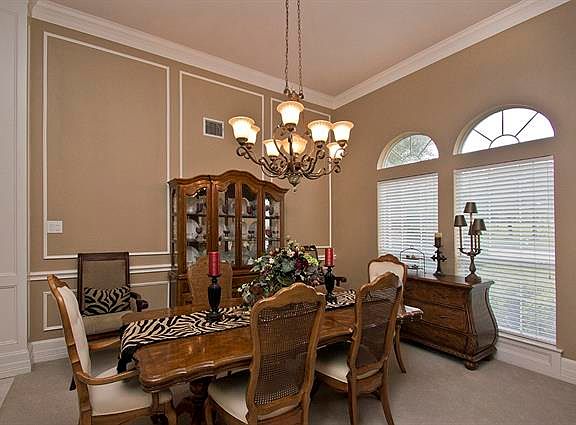 4th image of 1701 Palomino Dr